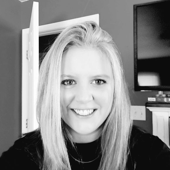 Meet your Posher, Jamie - Picture 1 of 6